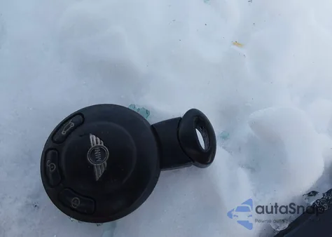 2010 Mini Cooper S from USA, damaged, VIN WMWMS3C5XATY51384